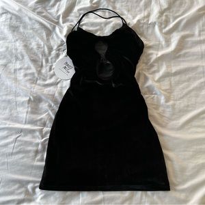 COPY - 🖤PRINCESS POLLY BLACK MINI DRESS🖤